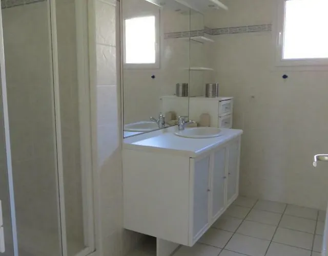 Villa 8 Personnes Piscine Privee 8rjc12 *